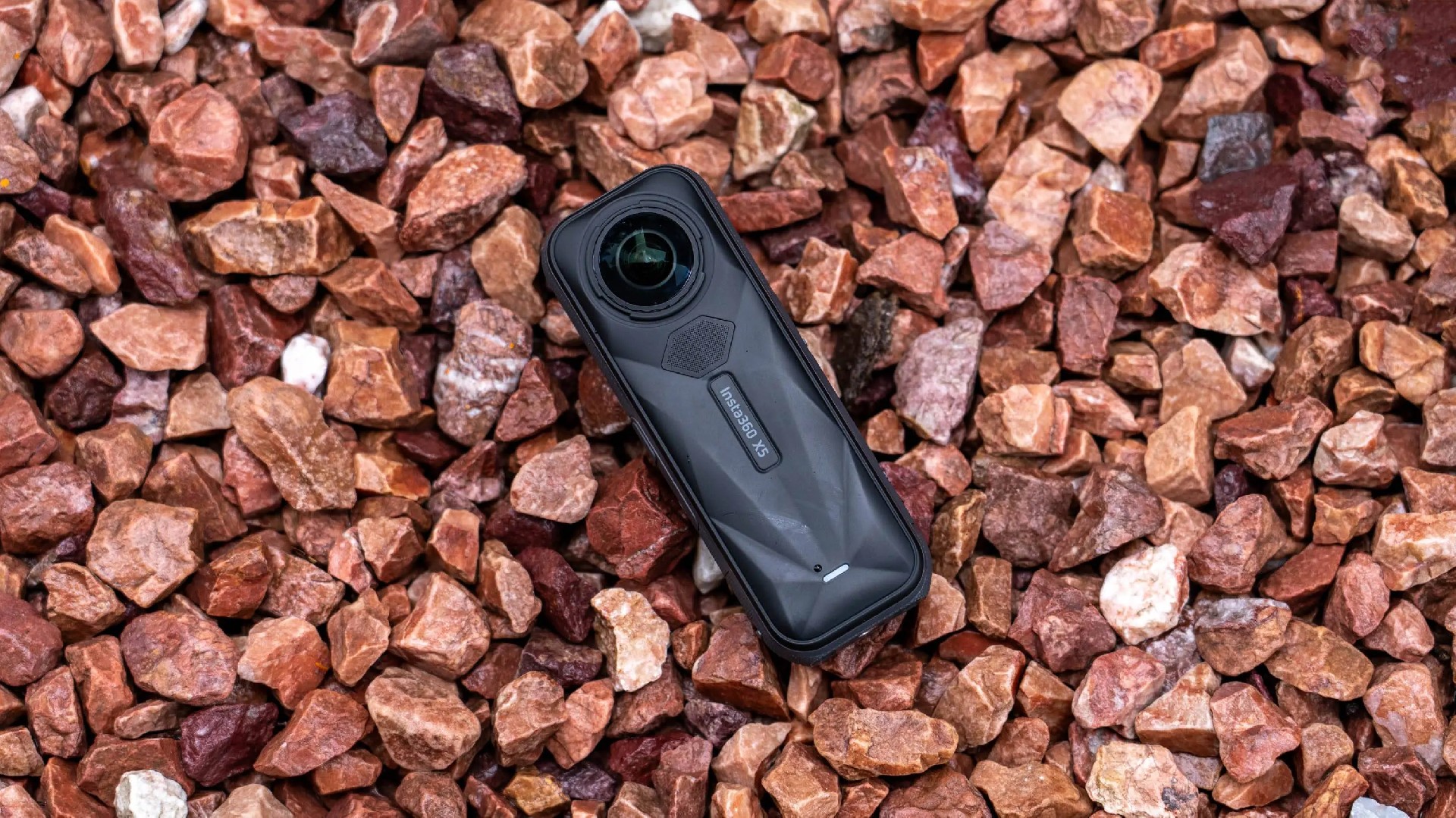 影石與大疆：跨界共創(chuàng)智能影像新未來